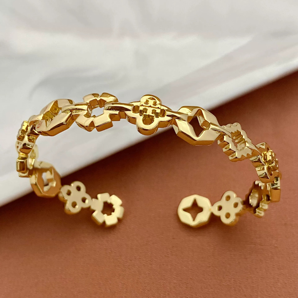 Tory Burch Inlaid Openwork Splicing Clover Metal Open Bracelet